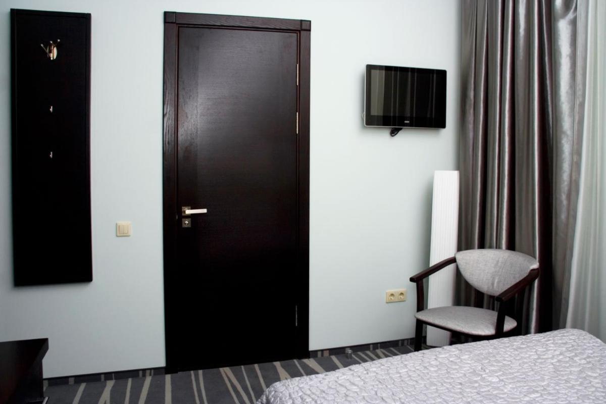 Greenstone Hotel Херсон Екстериор снимка