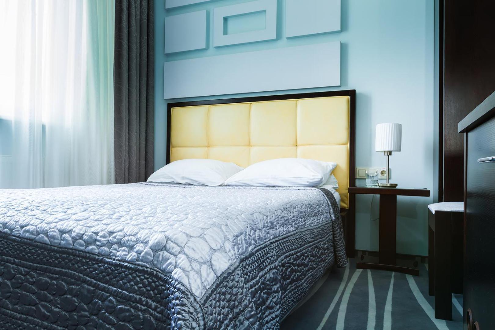 Greenstone Hotel Херсон Стая снимка